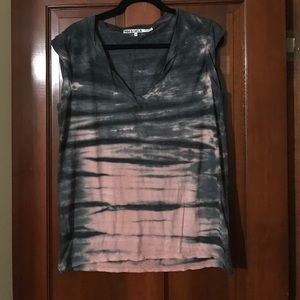 Women's Top
